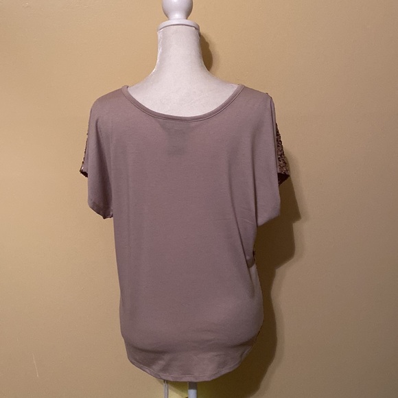 Metaphor top - Picture 7 of 10